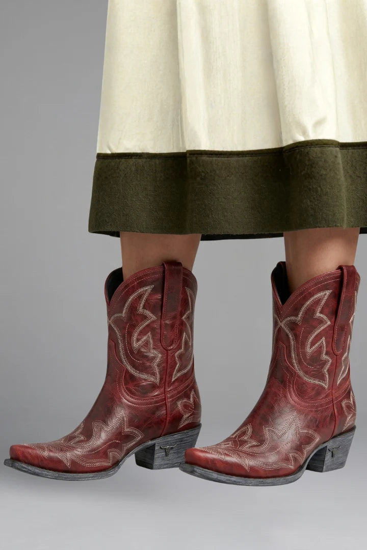 Women's Classic Embroidered Pointed Toe Mid-Calf Boots