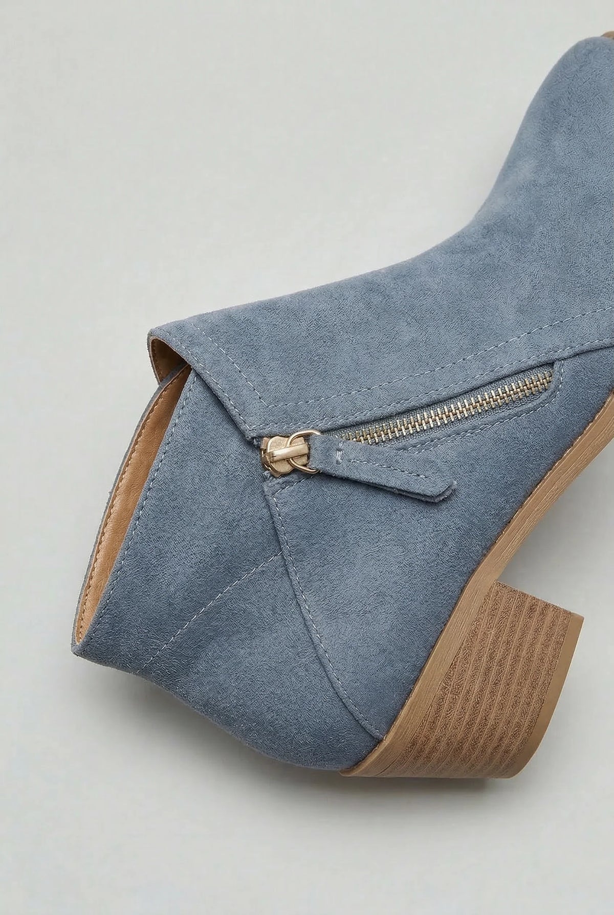 Women's Elegant Structured Block Heel Ankle Boots
